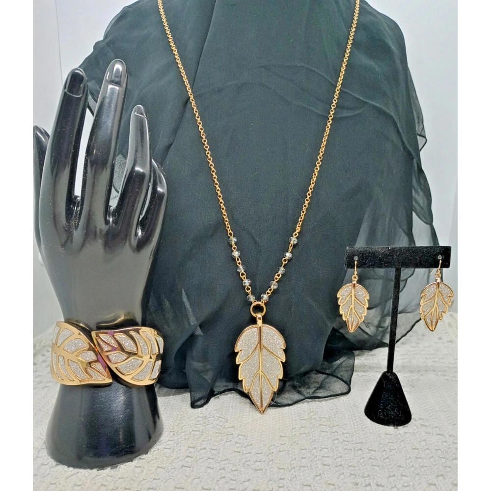 Off Park Collection Parure Three Piece Set Gold Tone Leaf Necklace Earings Cuff